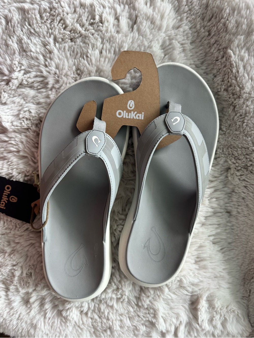 NWT OluKai Men’s Malana Sandals Size 11
